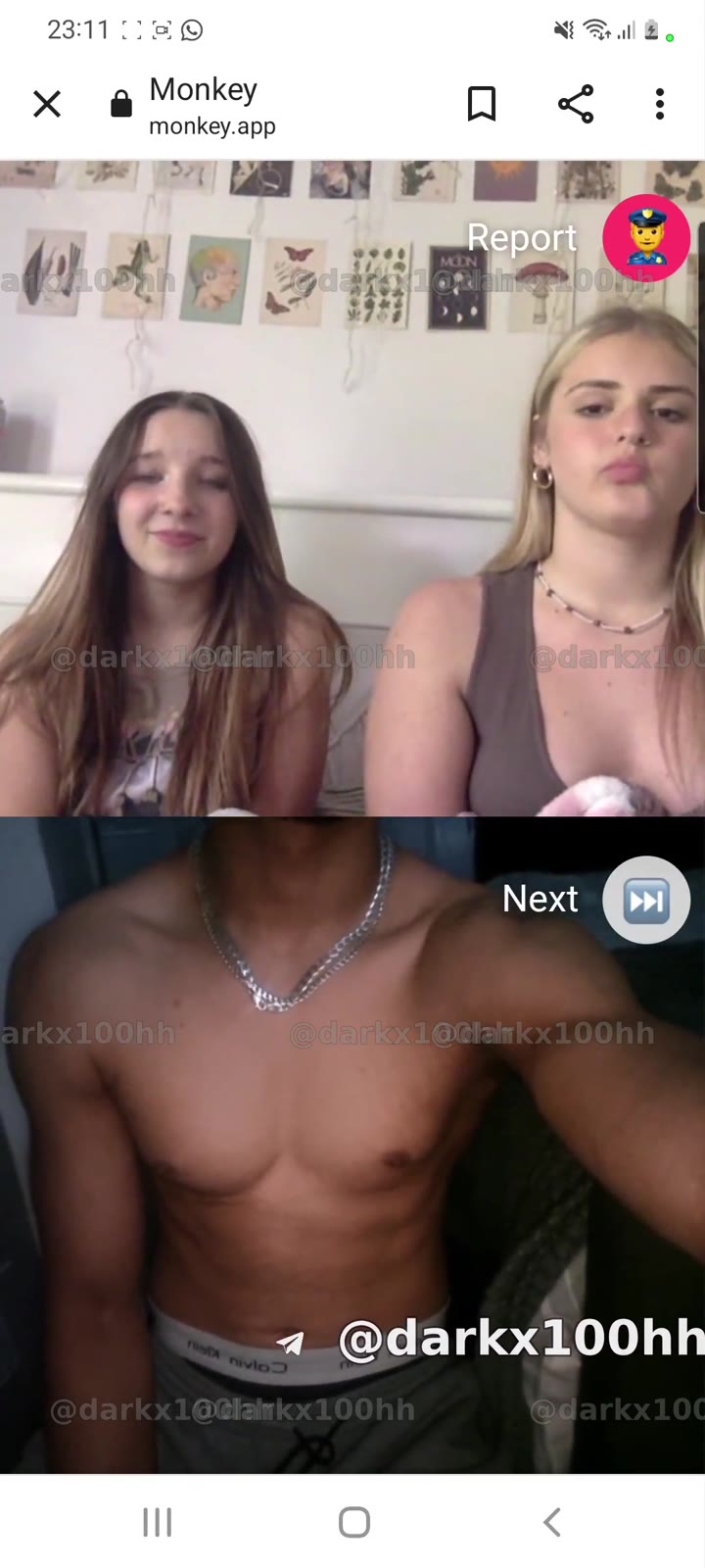 2 bitchesshowboobs 4.16 10ff353b a696 4b84 80cd f435a3c89965